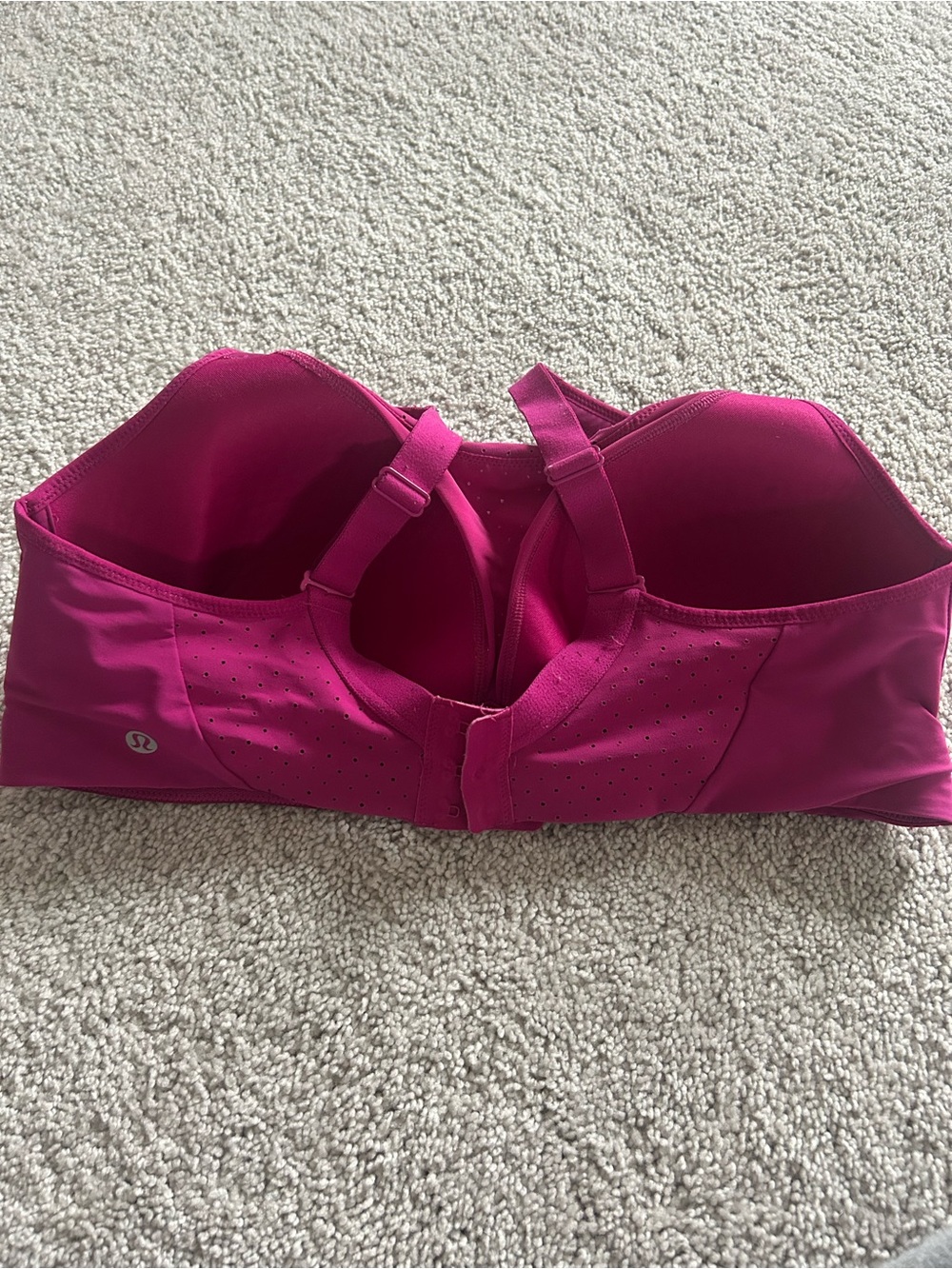 LULULEMON Run Times Bra High Support Vivid Plum Magenta Size 38D / D38 - Picture 4 of 5